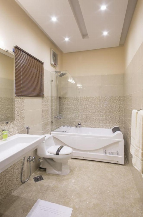 Royaute Luxury Suites and Hotel Gulberg Lahore image 21